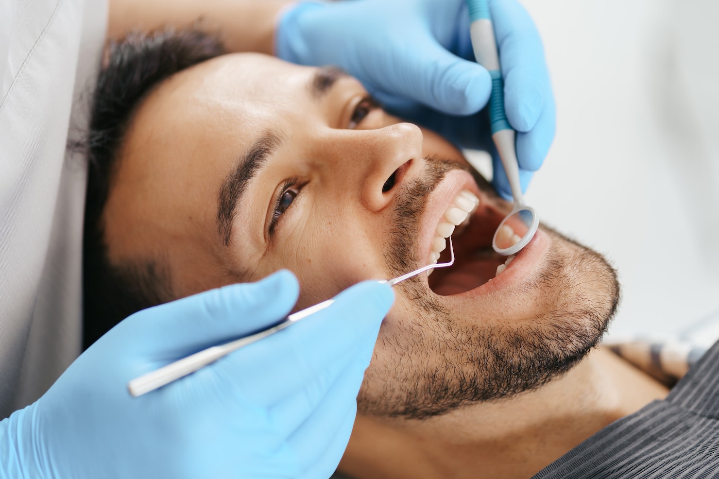O que é profilaxia dental? Entenda tudo sobre o tema. 