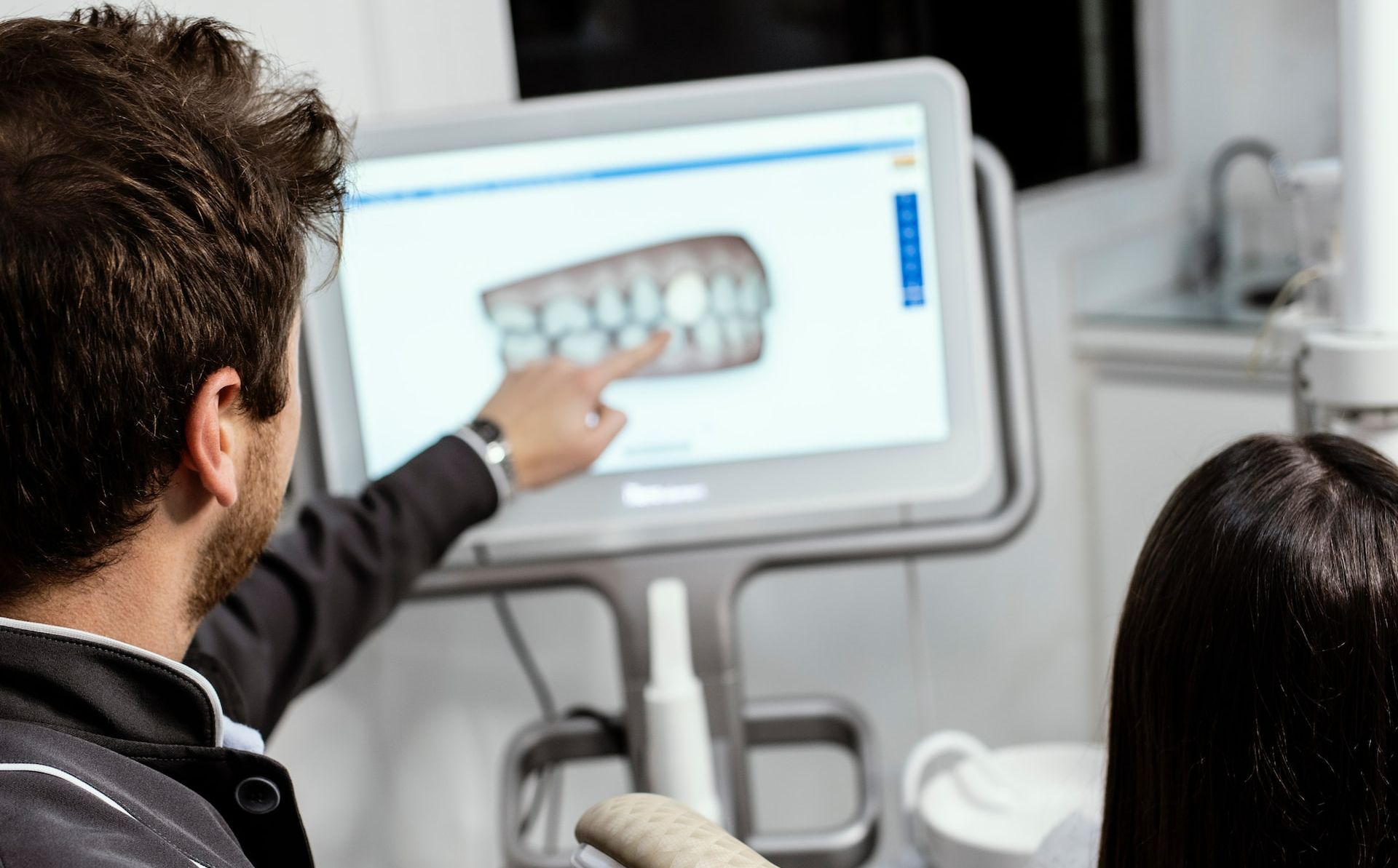 O que é escanear os dentes? Aprenda como funciona